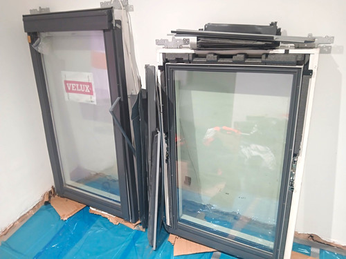 Velux 59in roof - velux, x
