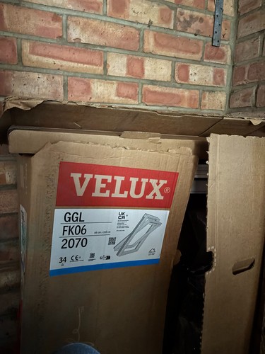 Velux roof window ggl fk06 - roof,